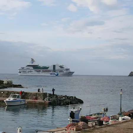 Prázdninový dům Maison A La Pointe Du Cap Corse